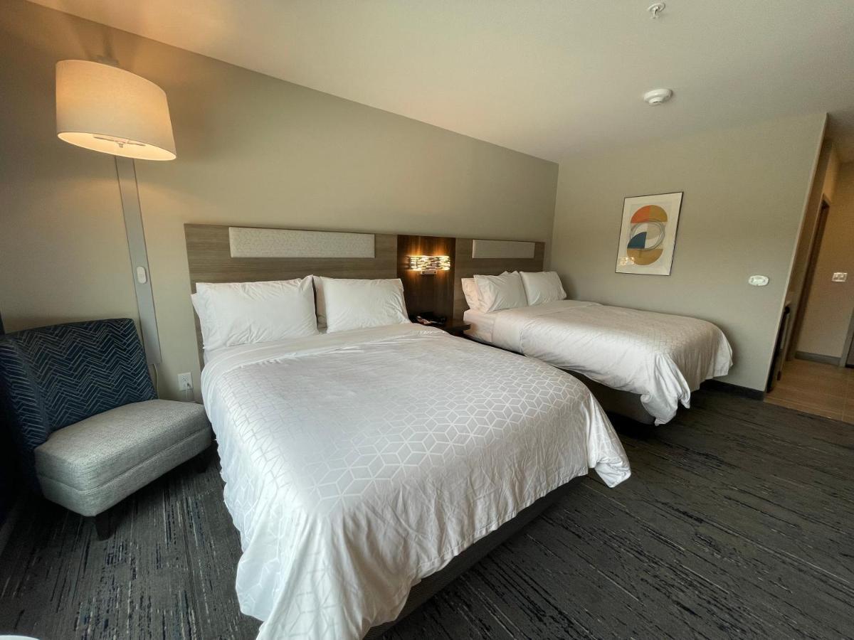 Holiday Inn Express & Suites - Ft. Smith - Airport By Ihg Fort Smith Eksteriør bilde