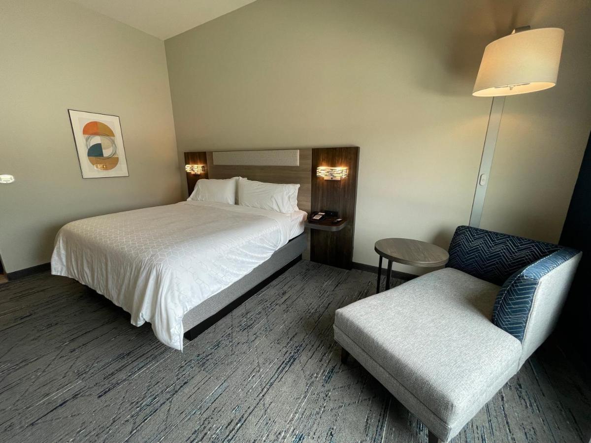 Holiday Inn Express & Suites - Ft. Smith - Airport By Ihg Fort Smith Eksteriør bilde