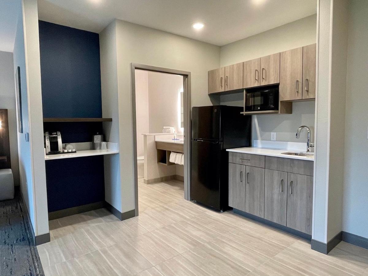 Holiday Inn Express & Suites - Ft. Smith - Airport By Ihg Fort Smith Eksteriør bilde